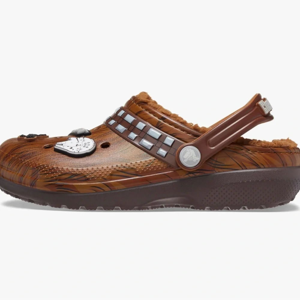 Stars x Crocs Classic Lined Clog Chewbacca - Size c 11 NEW